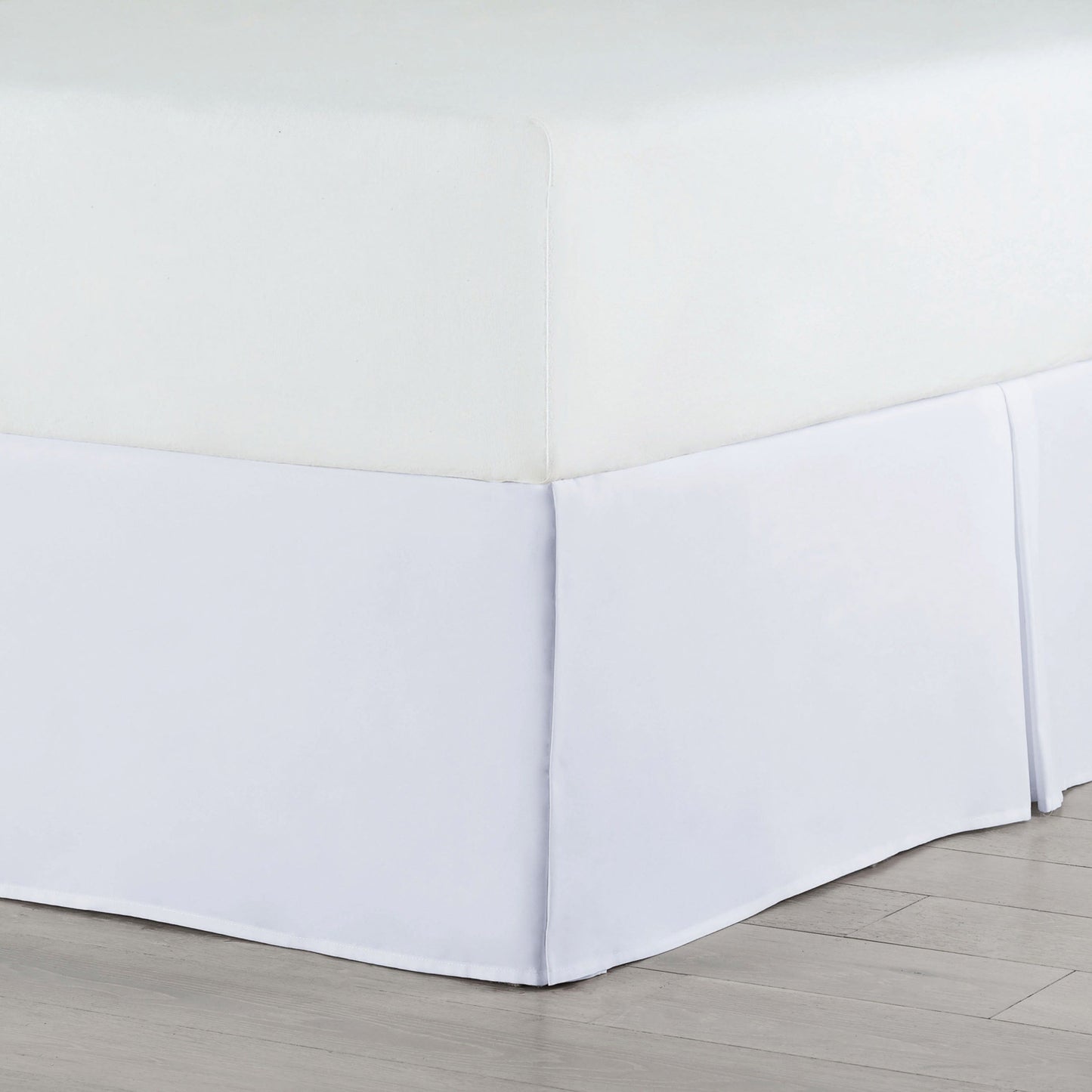 martex-basics-bedskirt-white-lifestyle-3000px.jpg