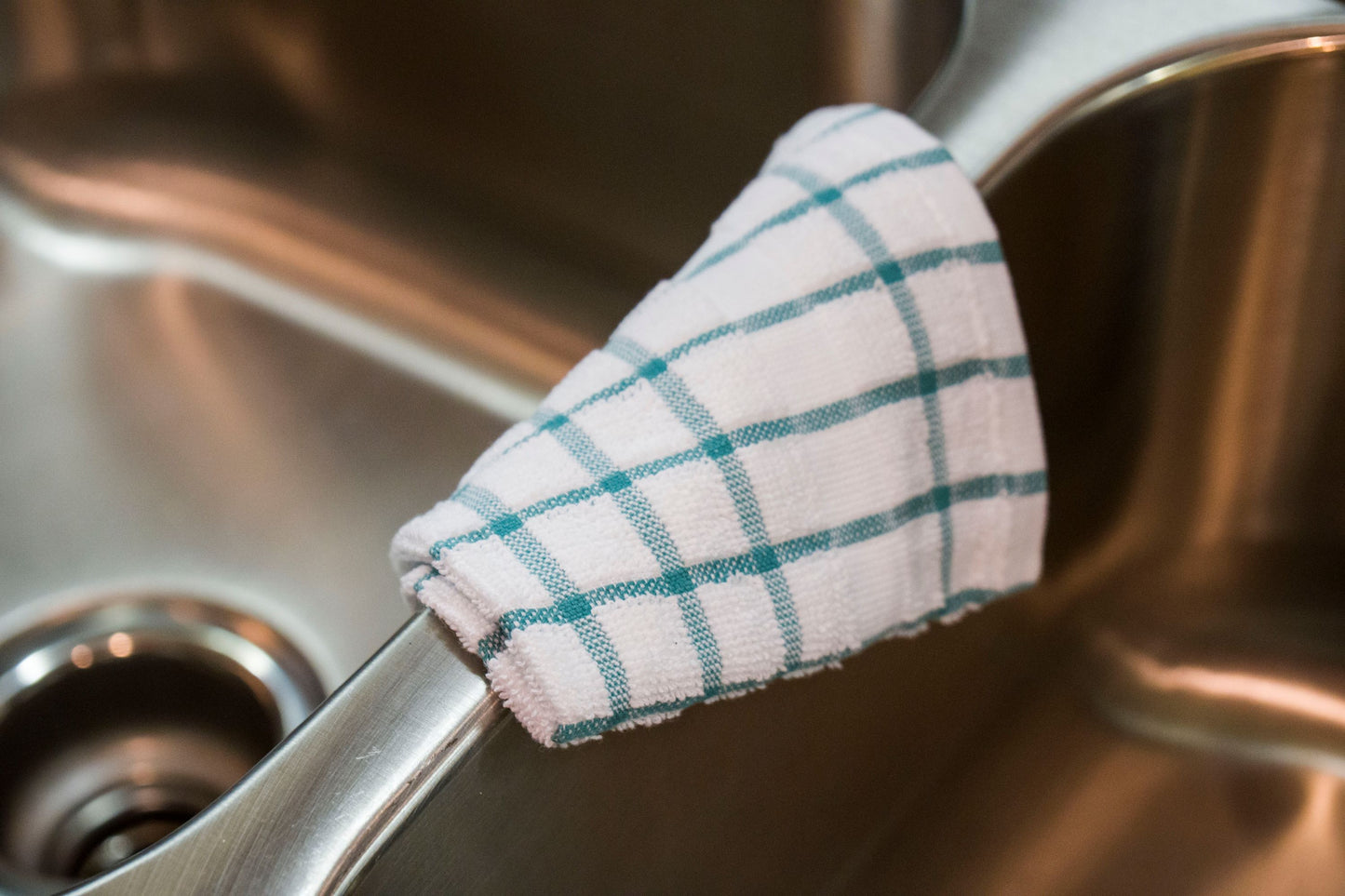 martex-kitchen-dish-cloth-green-stripe-lifestyle-001-6-23.jpg