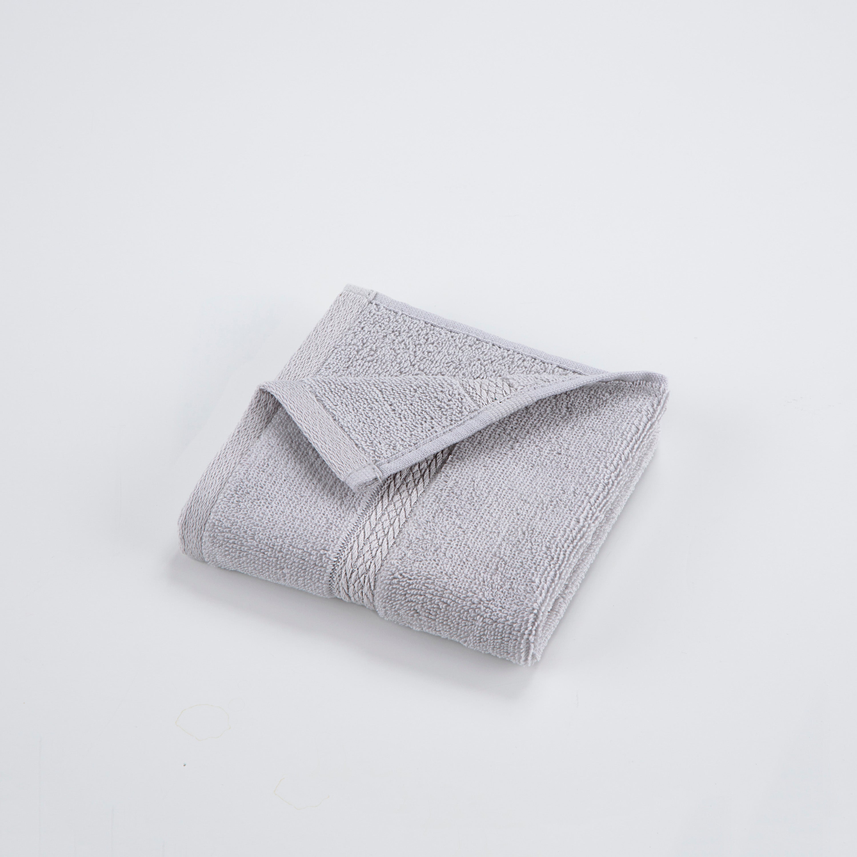 one grey towel 