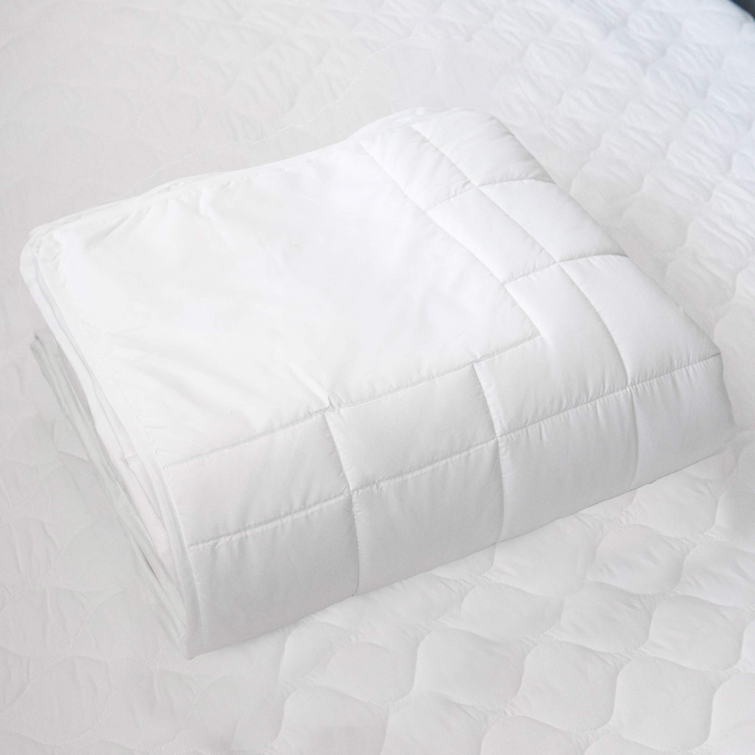 white flex blanket