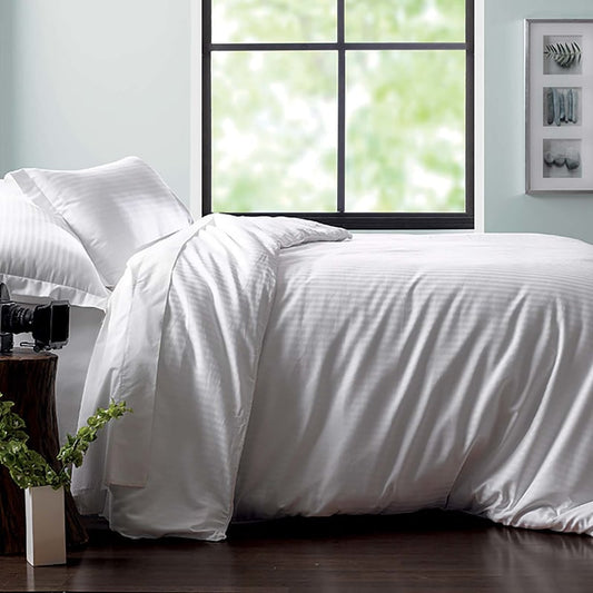 white duvet cover and shams