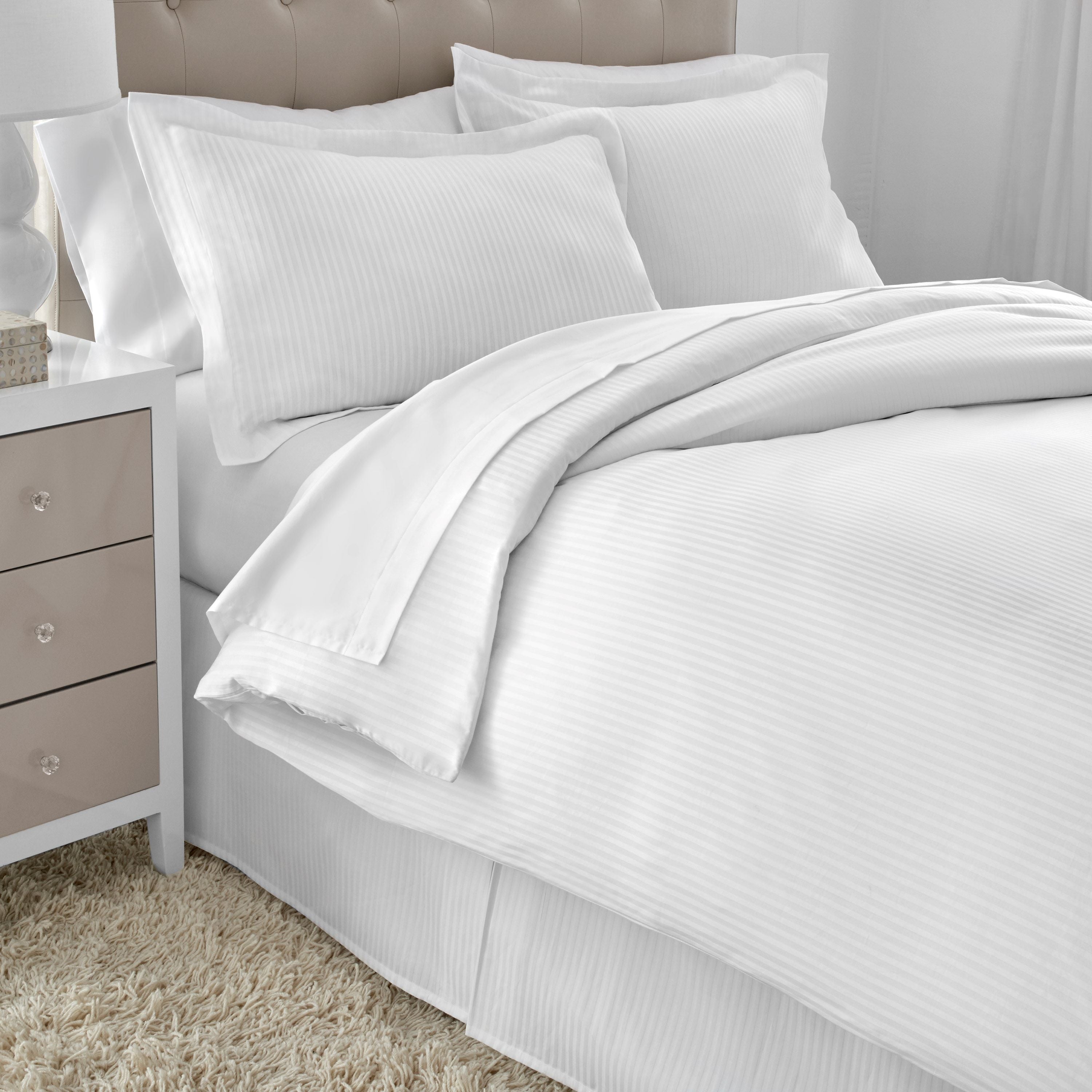five-star-hotel-collection-duvet-stripe-lifestyle-001-6-23-3000.jpg