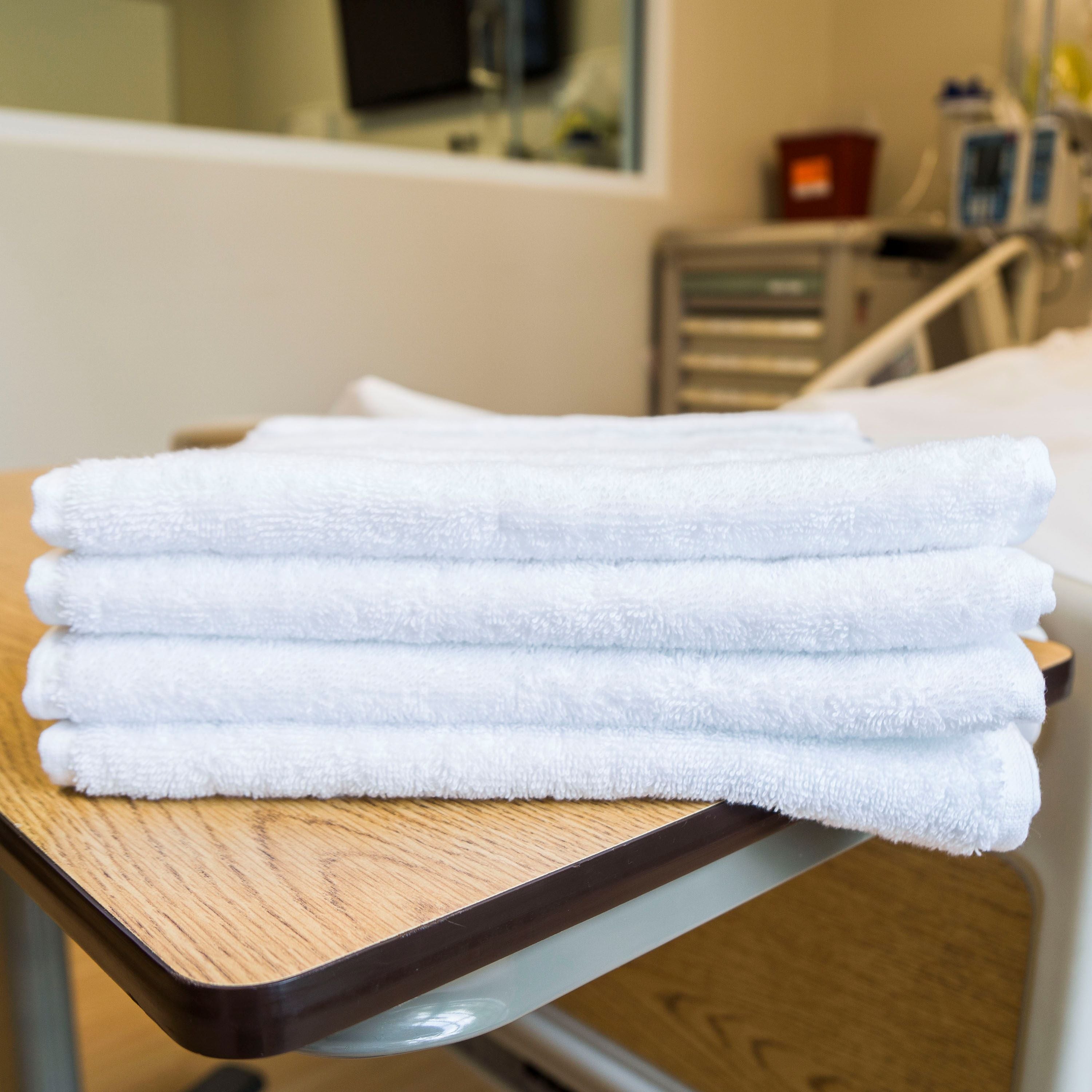 martex-active-towel-white-blue-stripe-lifestyle-002-6-23.jpg