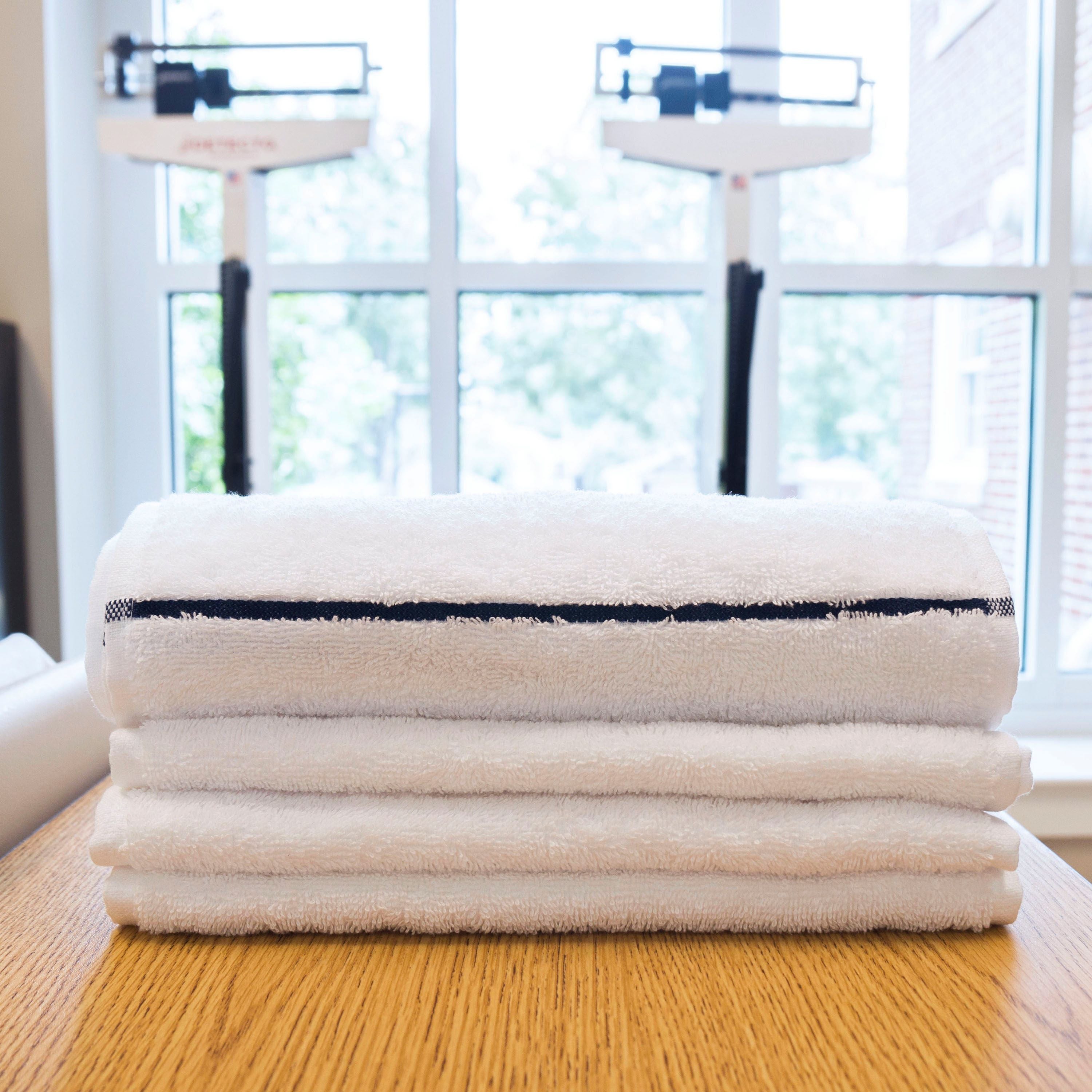 martex-active-towel-white-blue-stripe-lifestyle-003-6-23-3000.jpg