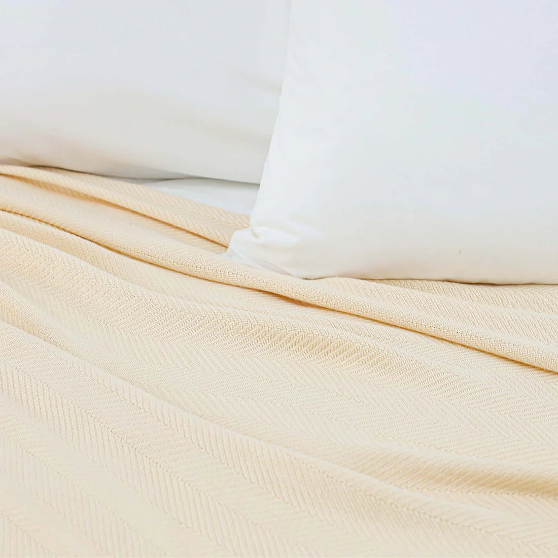 Martex® Atelier Luxe Blanket