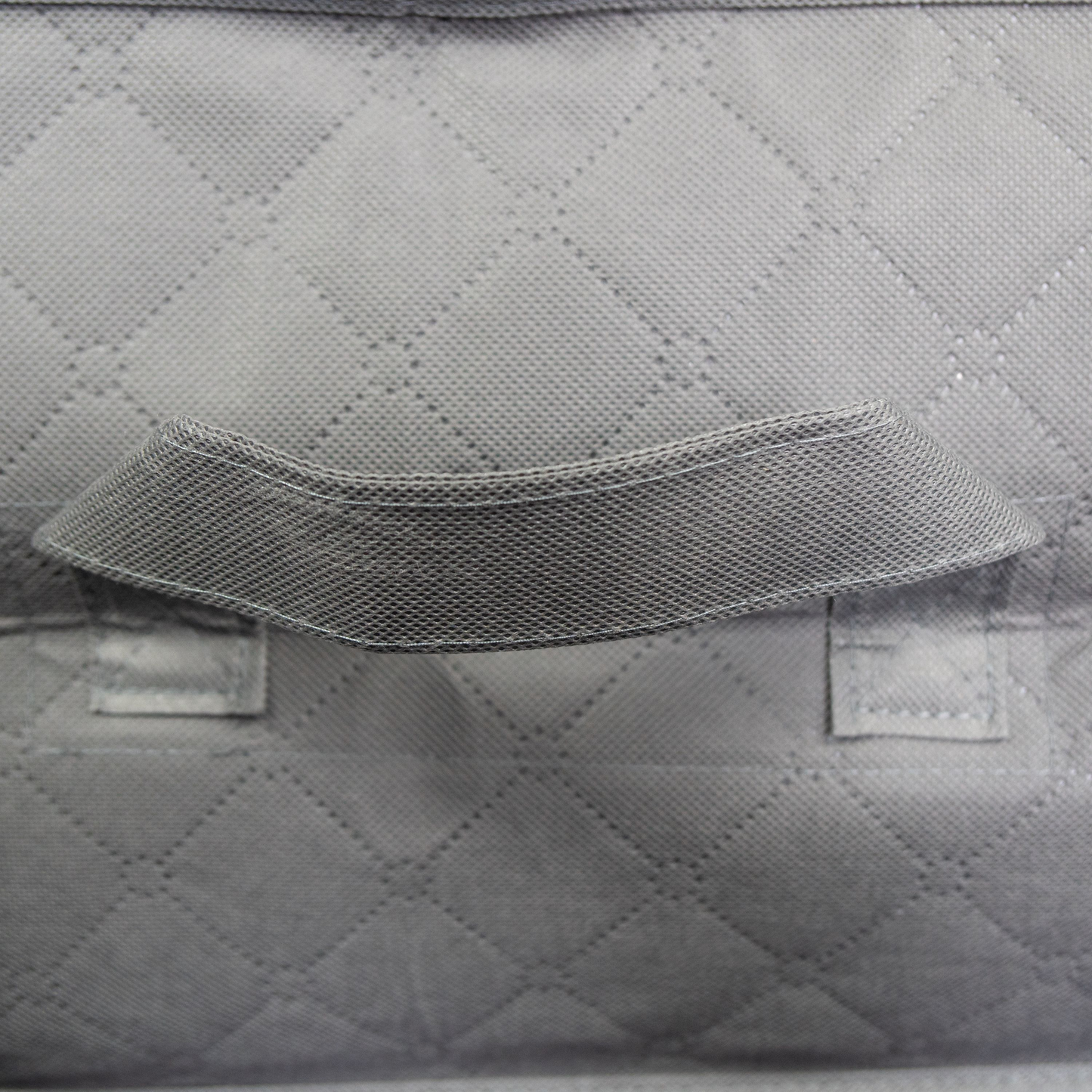 martex-basics-blanket-bag-gray-detail-004-6-23.png