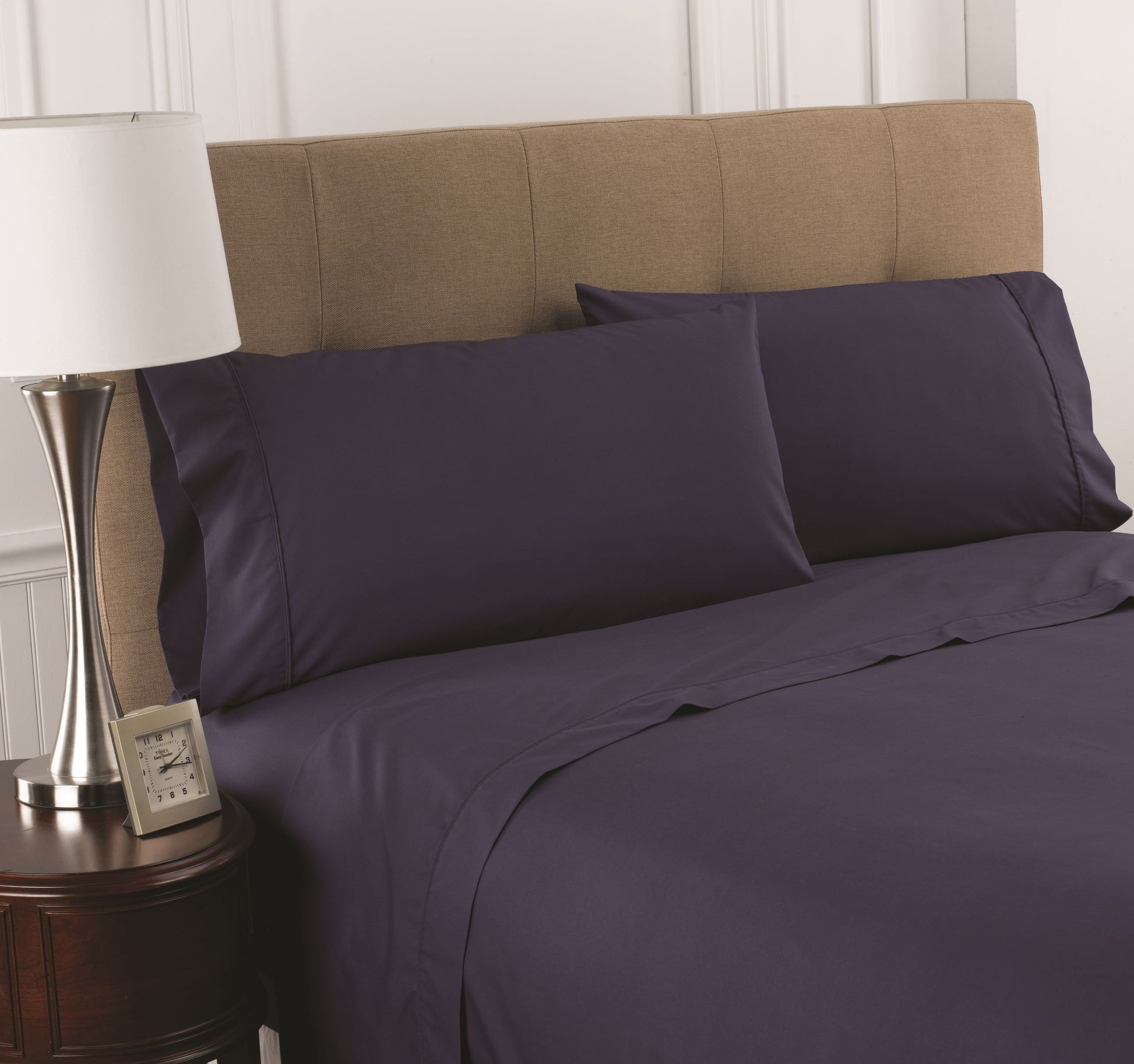 martex-colors-sheets-navy-lifestyle-001-6-23-3000-px-2.jpg