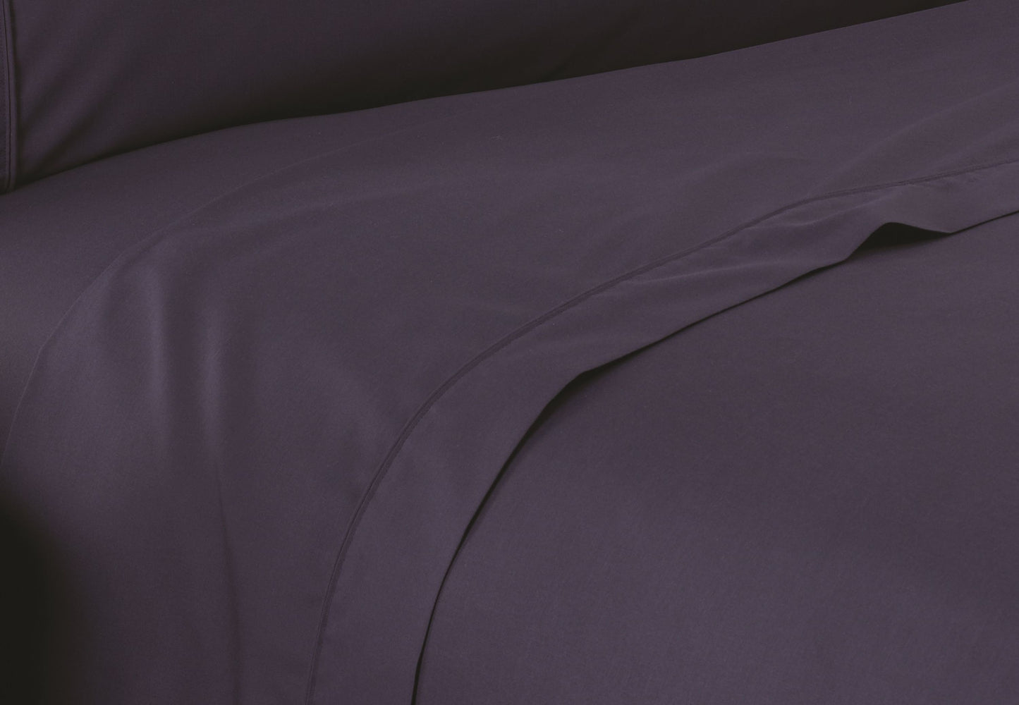martex-colors-sheets-navy-lifestyle-003-6-23-3000-px-4.jpg