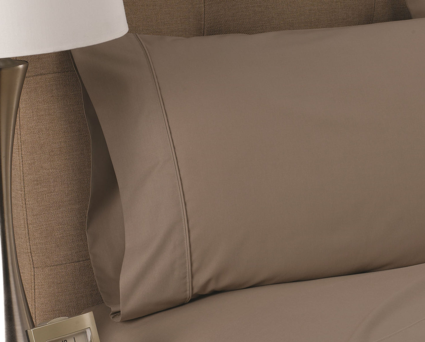 martex-colors-sheets-tan-lifestyle-002-6-23-3000-px-5.jpg