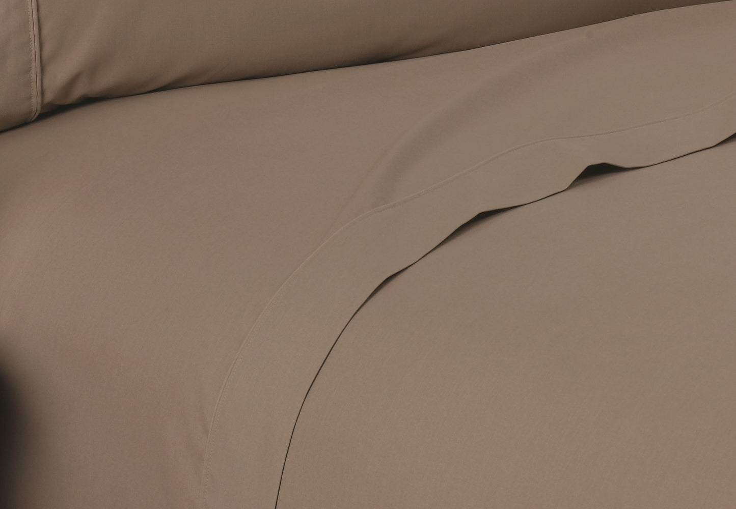 martex-colors-sheets-tan-lifestyle-003-6-23-3000-px-4.jpg