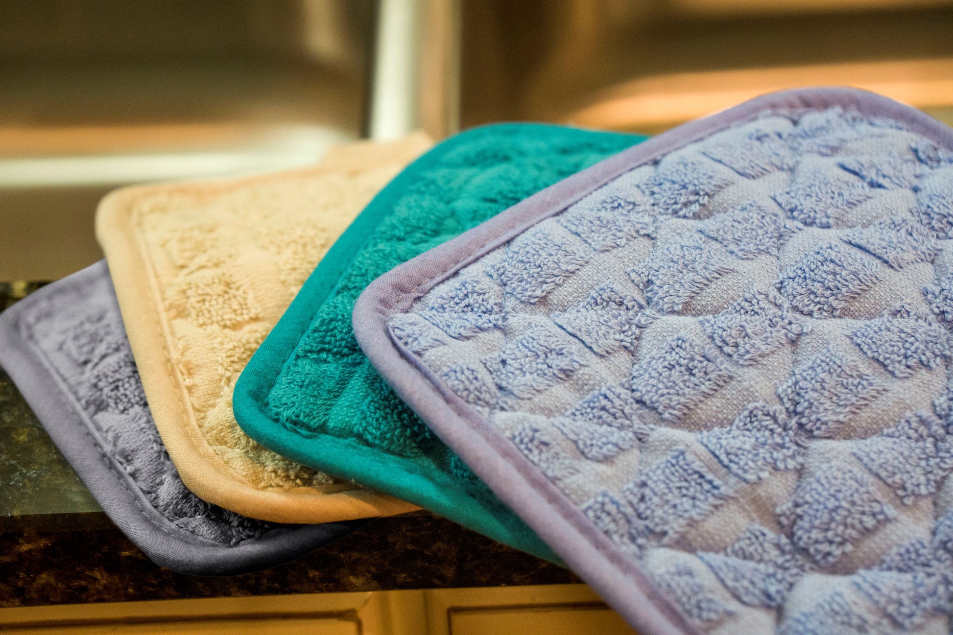 martex-potholders-collection-solid-lifestyle-002-6-23.jpg
